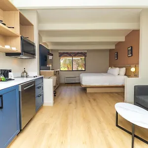 Hotel Ramada By Wyndham Orlando South, Davenport